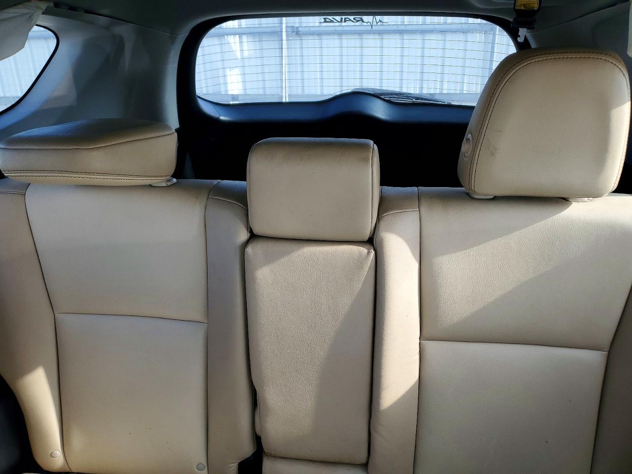 2015 TOYOTA RAV4 LIMITED photo 10