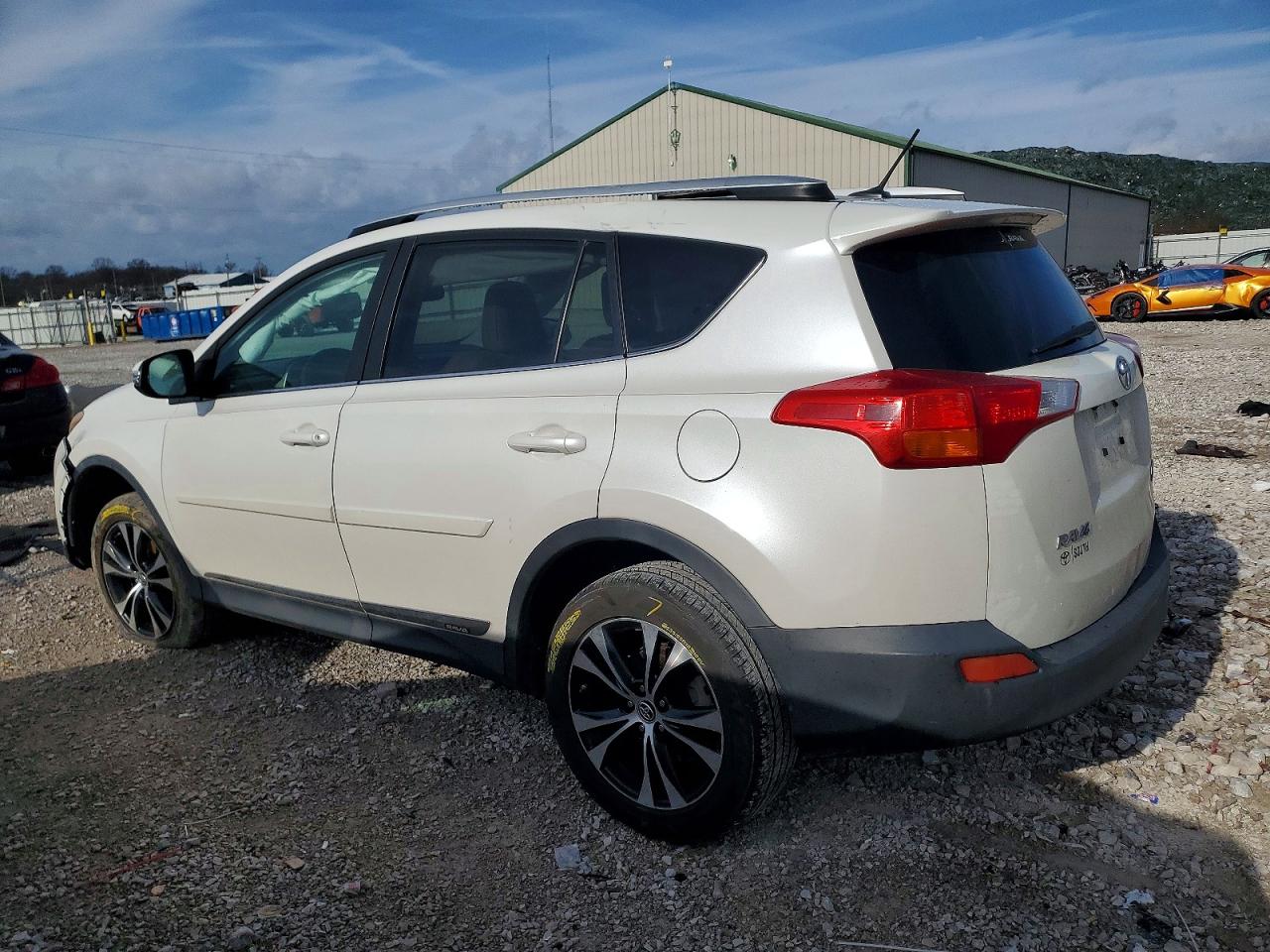 2015 TOYOTA RAV4 LIMITED photo 2