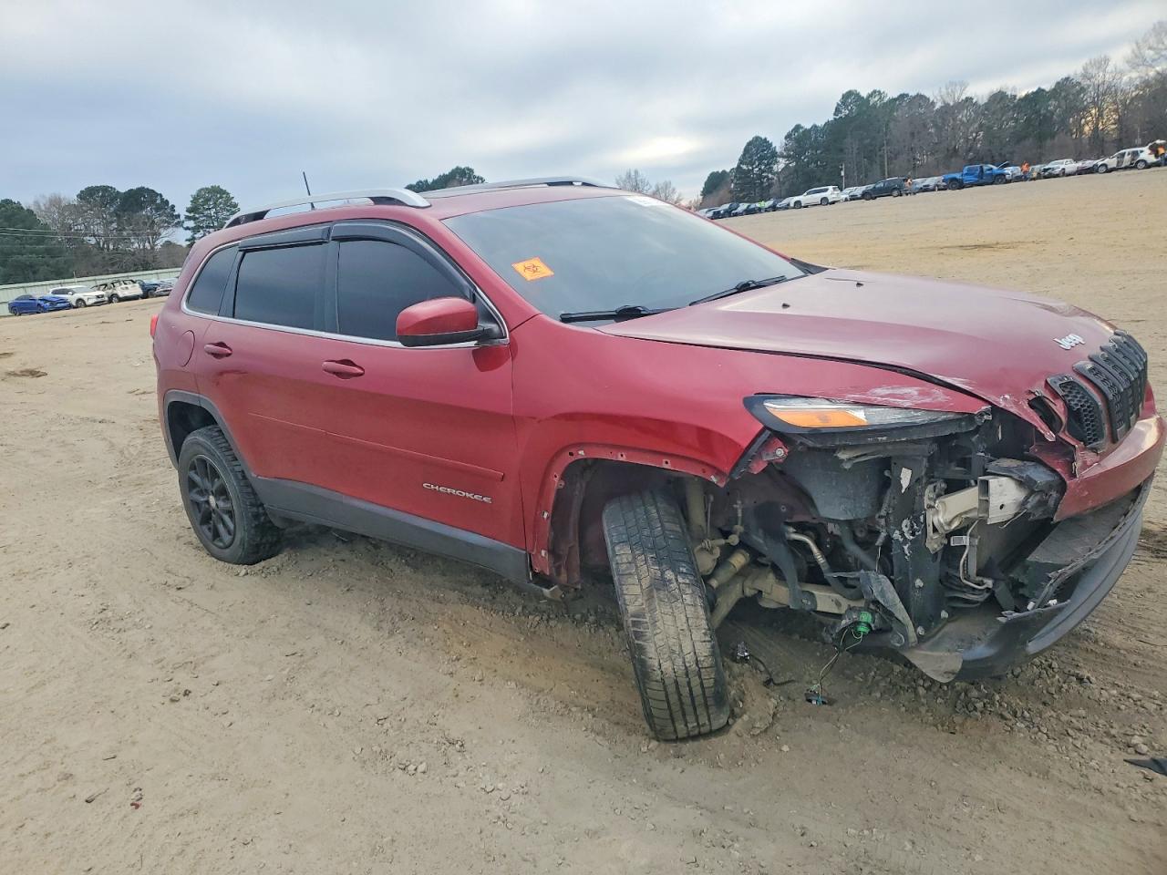 2017 JEEP CHEROKEE LATITUDE photo 4