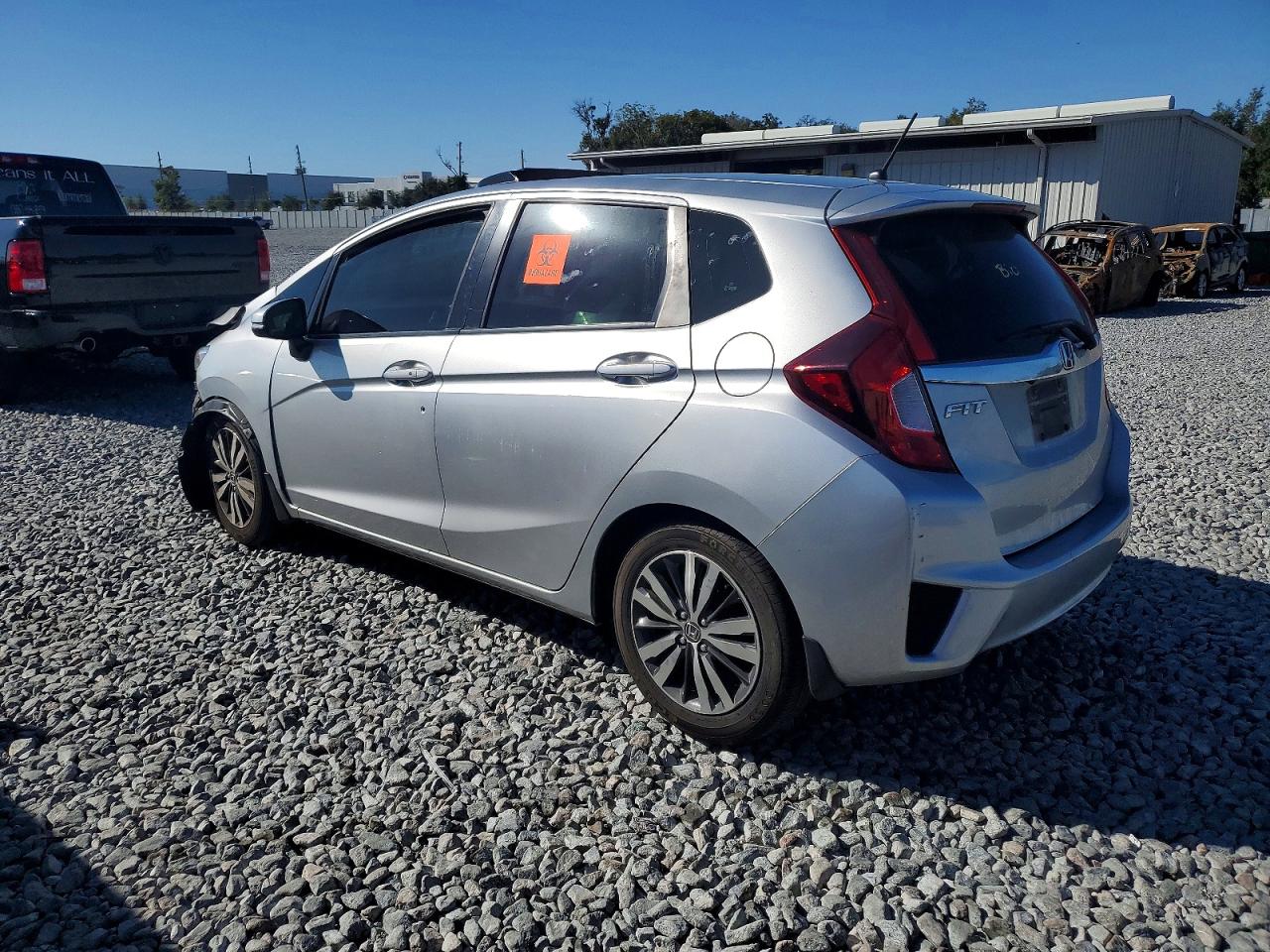 2015 HONDA FIT EX photo 2