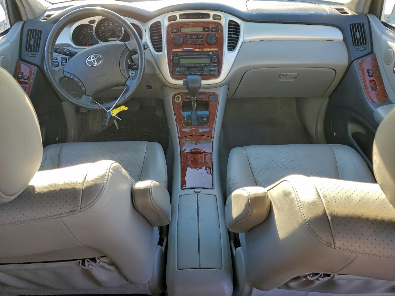 2006 TOYOTA HIGHLANDER LIMITED photo 15