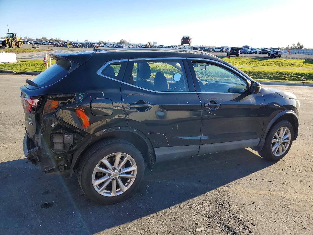 2018 NISSAN ROGUE SPORT S photo 3