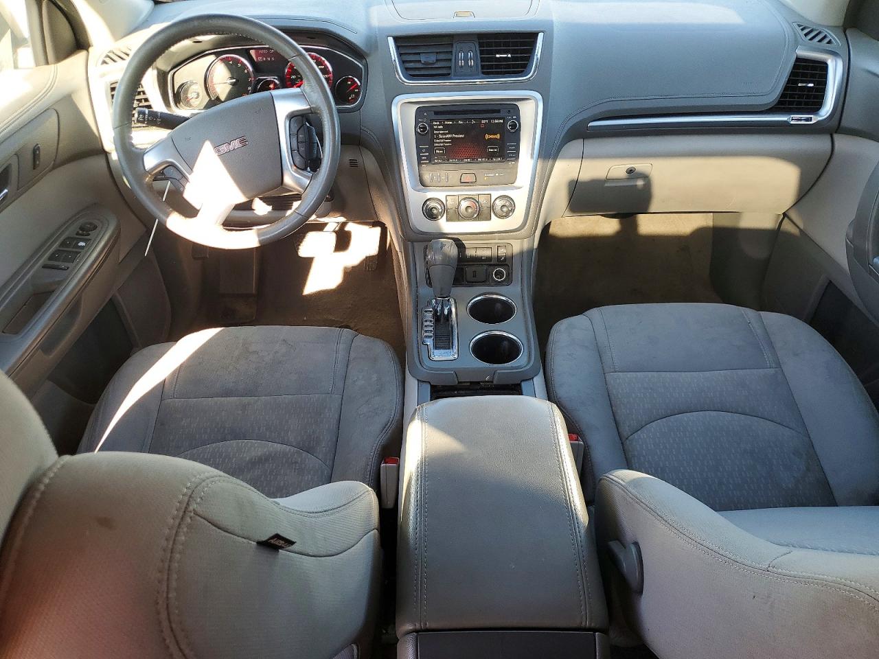 2016 GMC ACADIA SLE photo 8