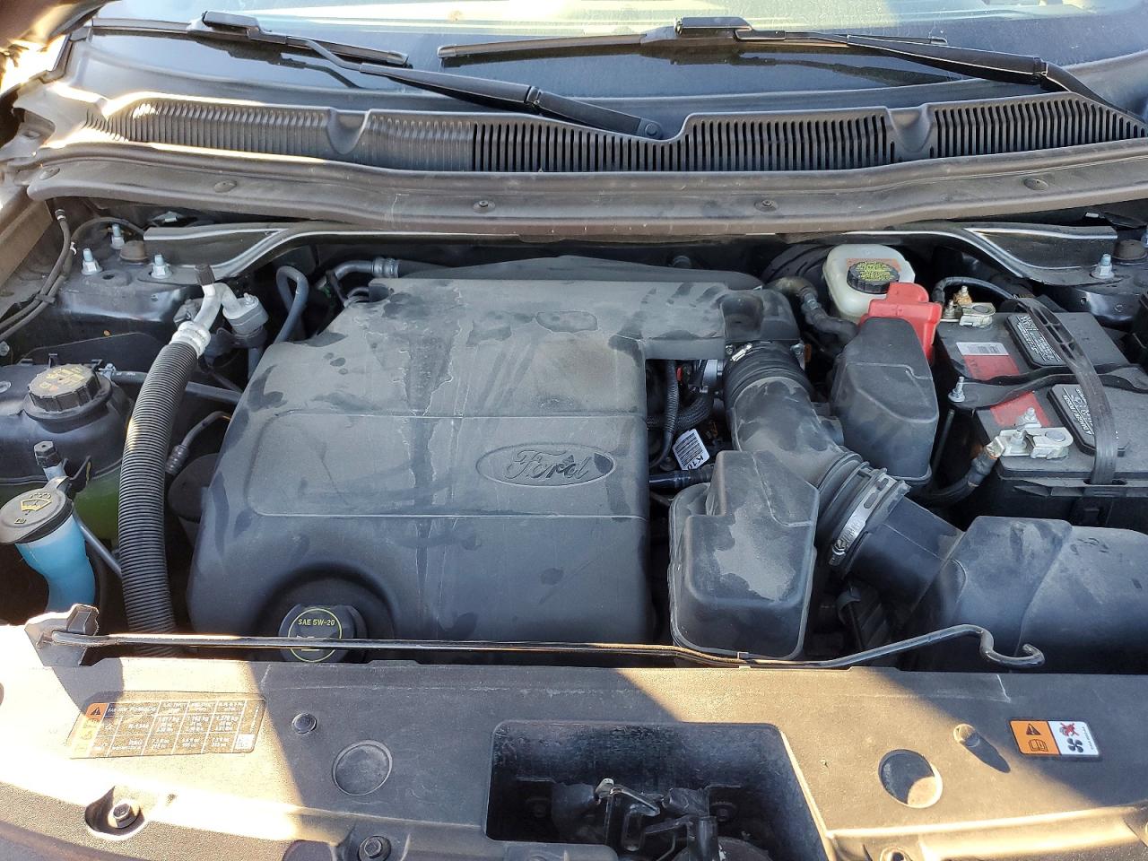 2016 FORD EXPLORER XLT photo 12
