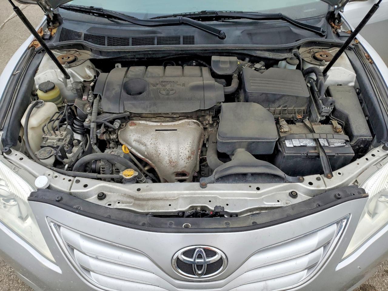 2011 TOYOTA CAMRY BASE photo 21