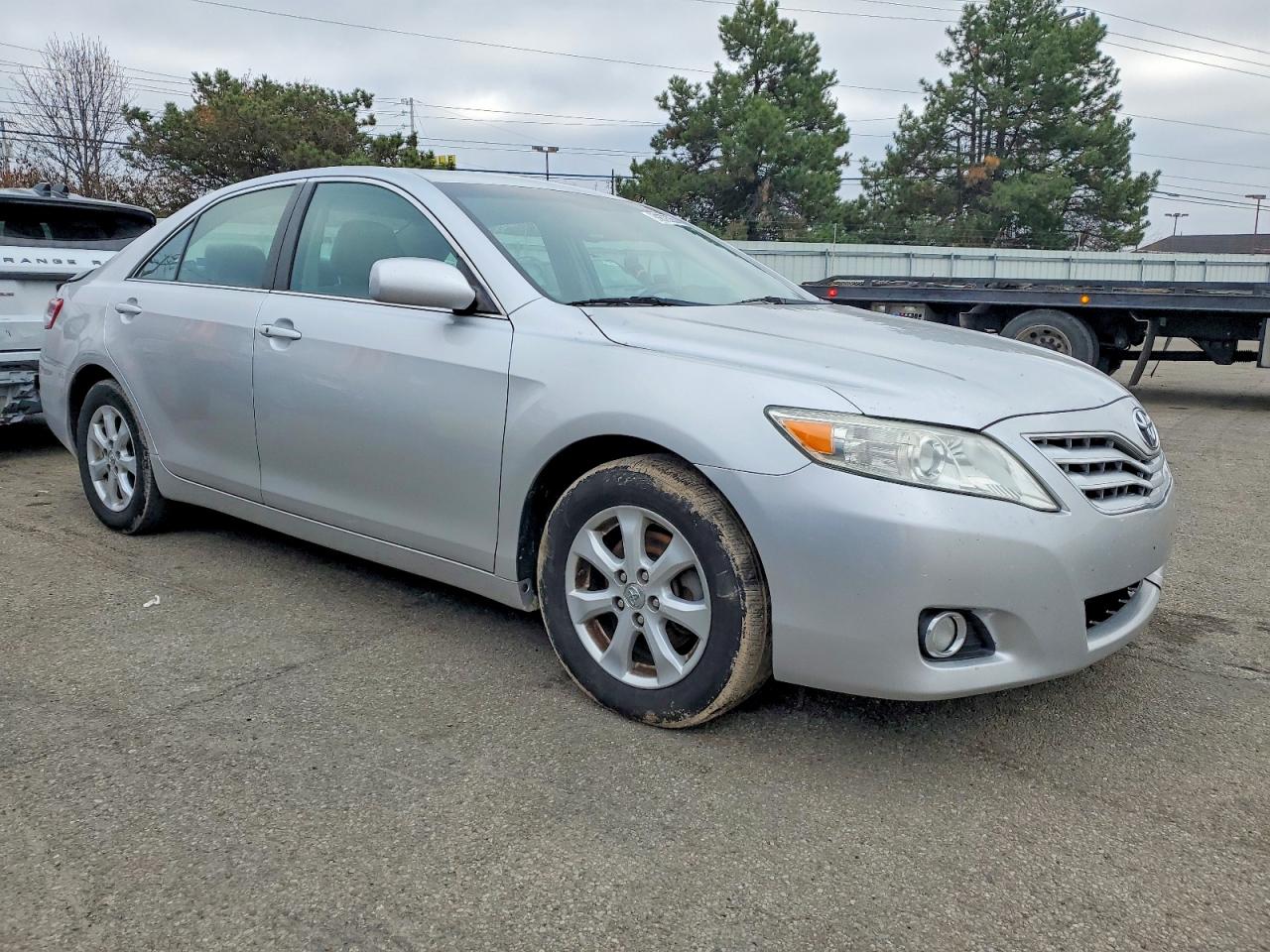 2011 TOYOTA CAMRY BASE photo 7