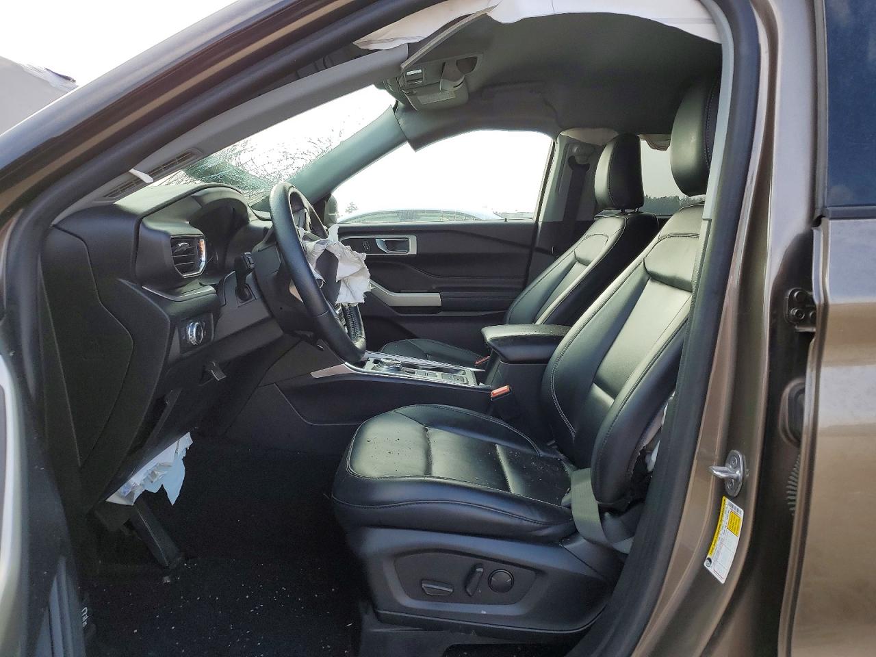 2021 FORD EXPLORER XLT photo 13