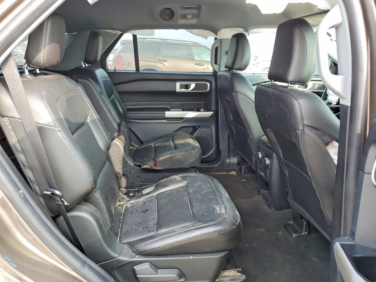 2021 FORD EXPLORER XLT photo 21