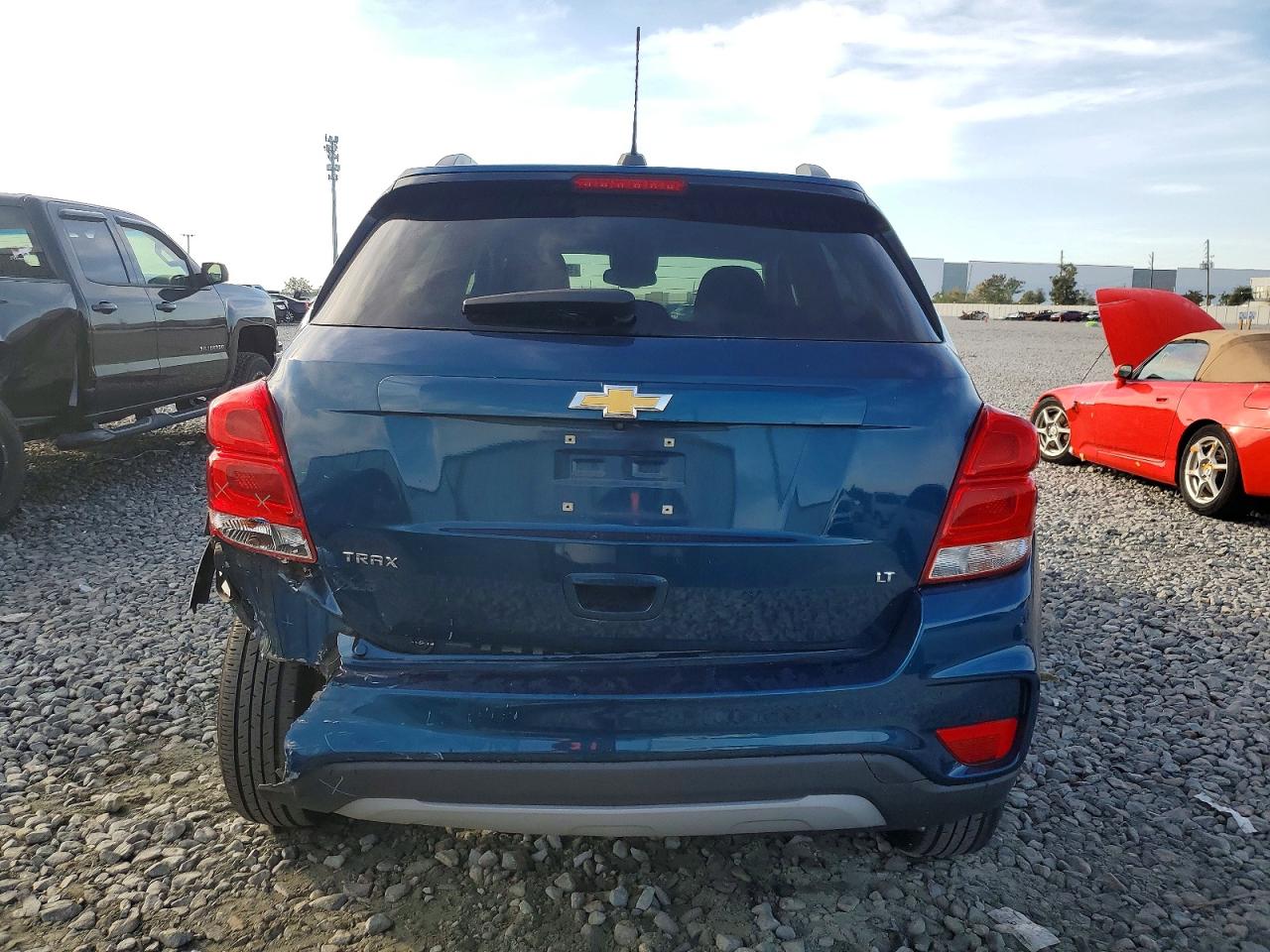 2020 CHEVROLET TRAX 1LT photo 11