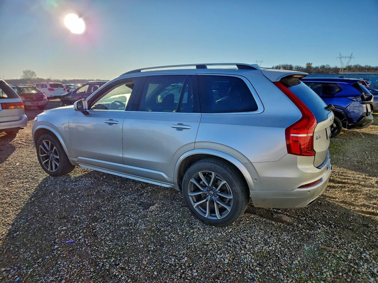 2018 VOLVO XC90 T6 photo 2