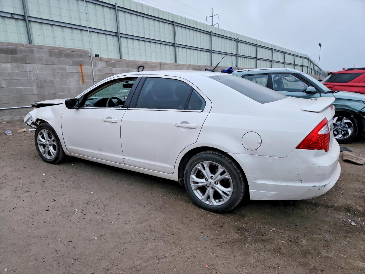 2012 FORD FUSION SE photo 2