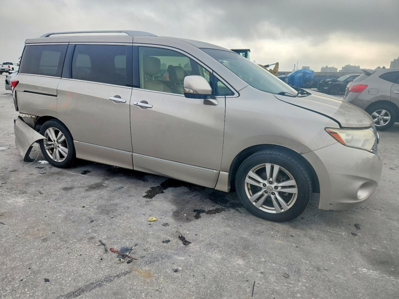2012 NISSAN QUEST S photo 4