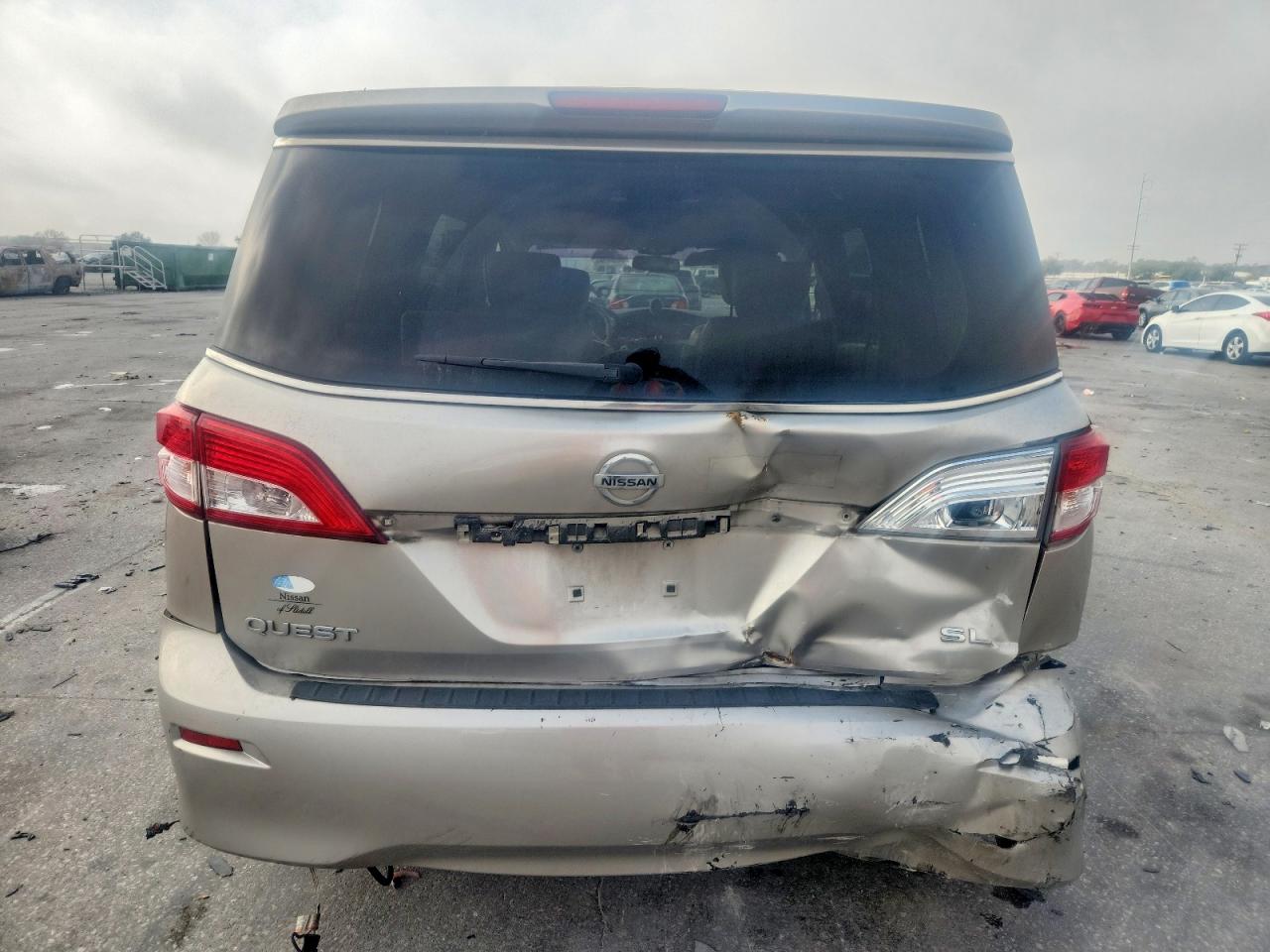 2012 NISSAN QUEST S photo 6