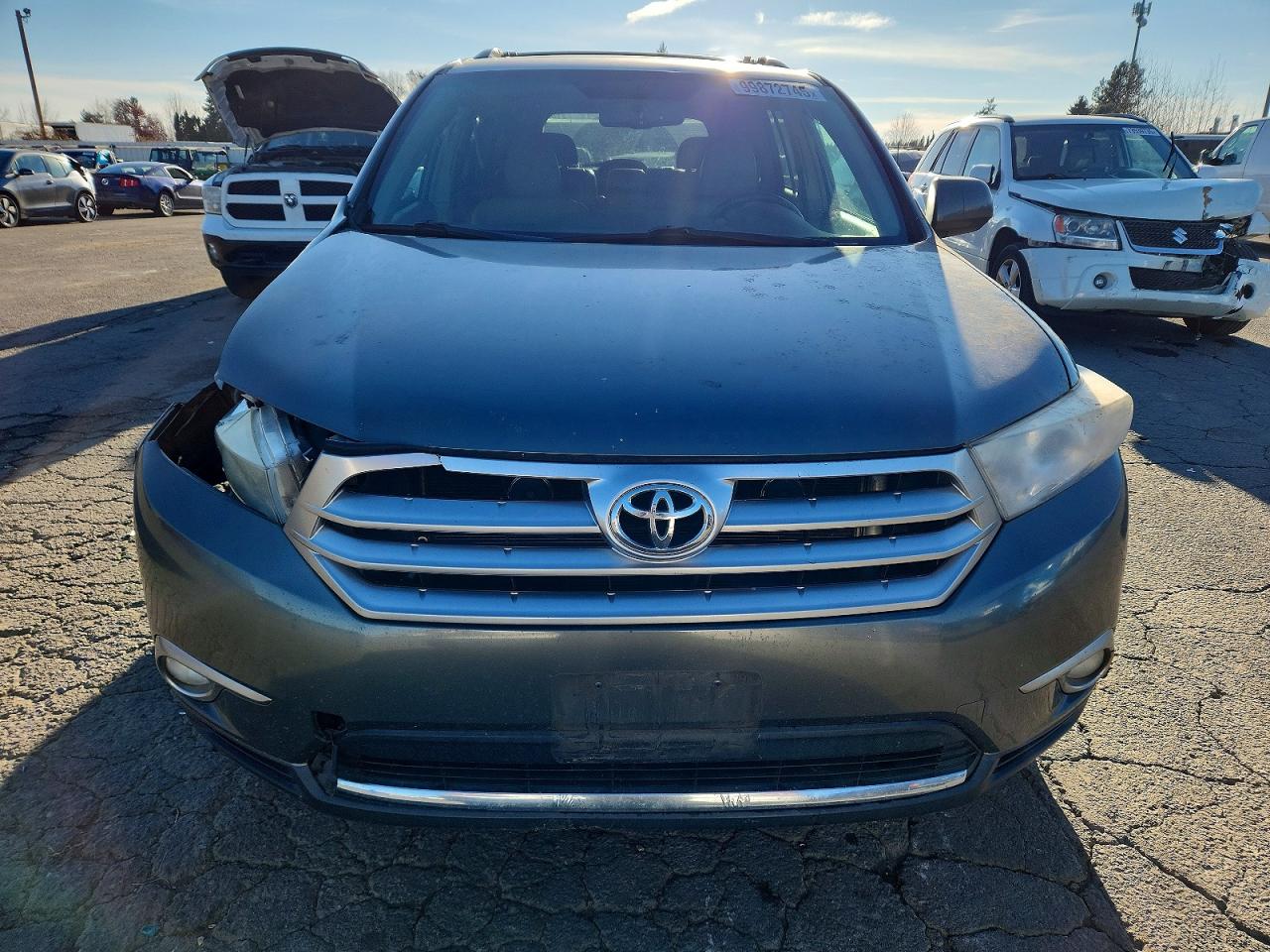 2012 TOYOTA HIGHLANDER BASE photo 5