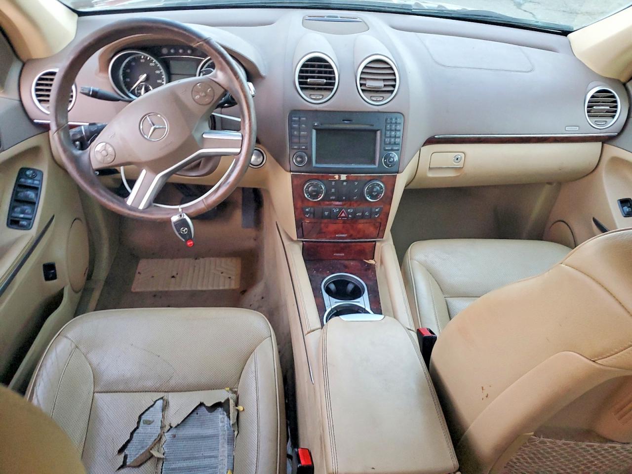 2010 MERCEDES-BENZ GL 450 4MATIC photo 8