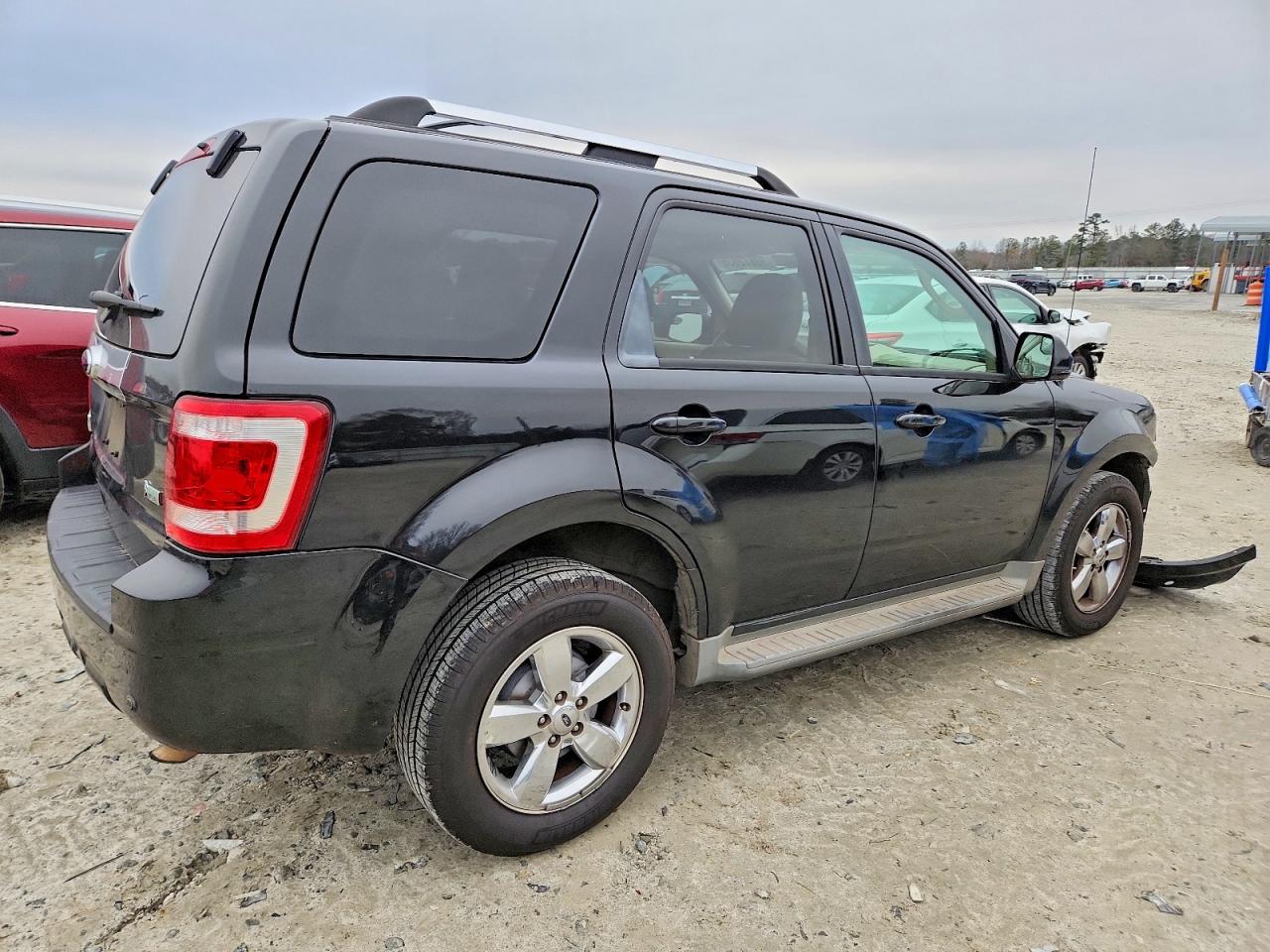2011 FORD ESCAPE LIMITED photo 3