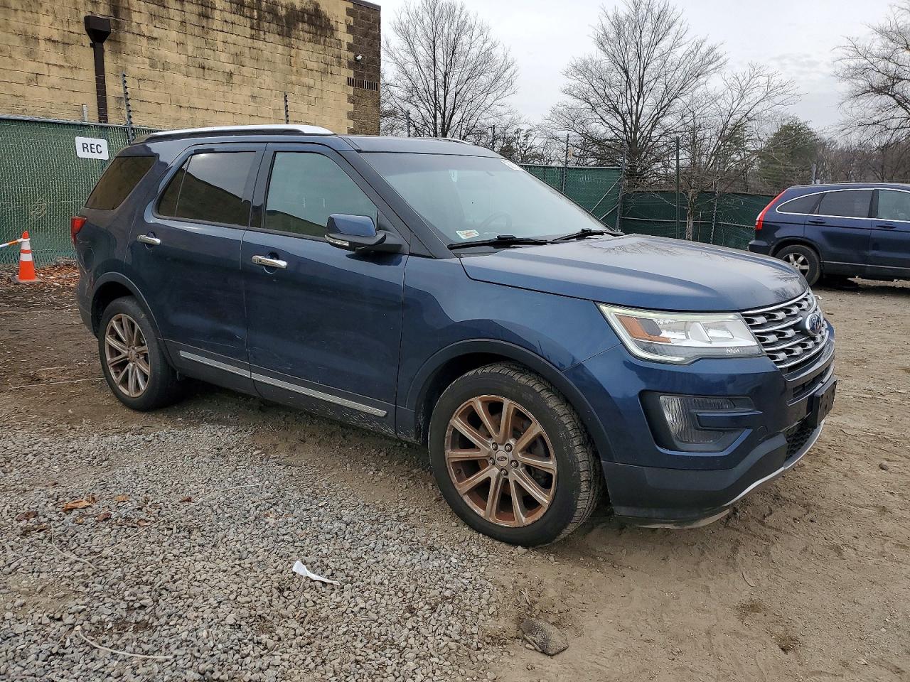 2016 FORD EXPLORER LIMITED photo 4