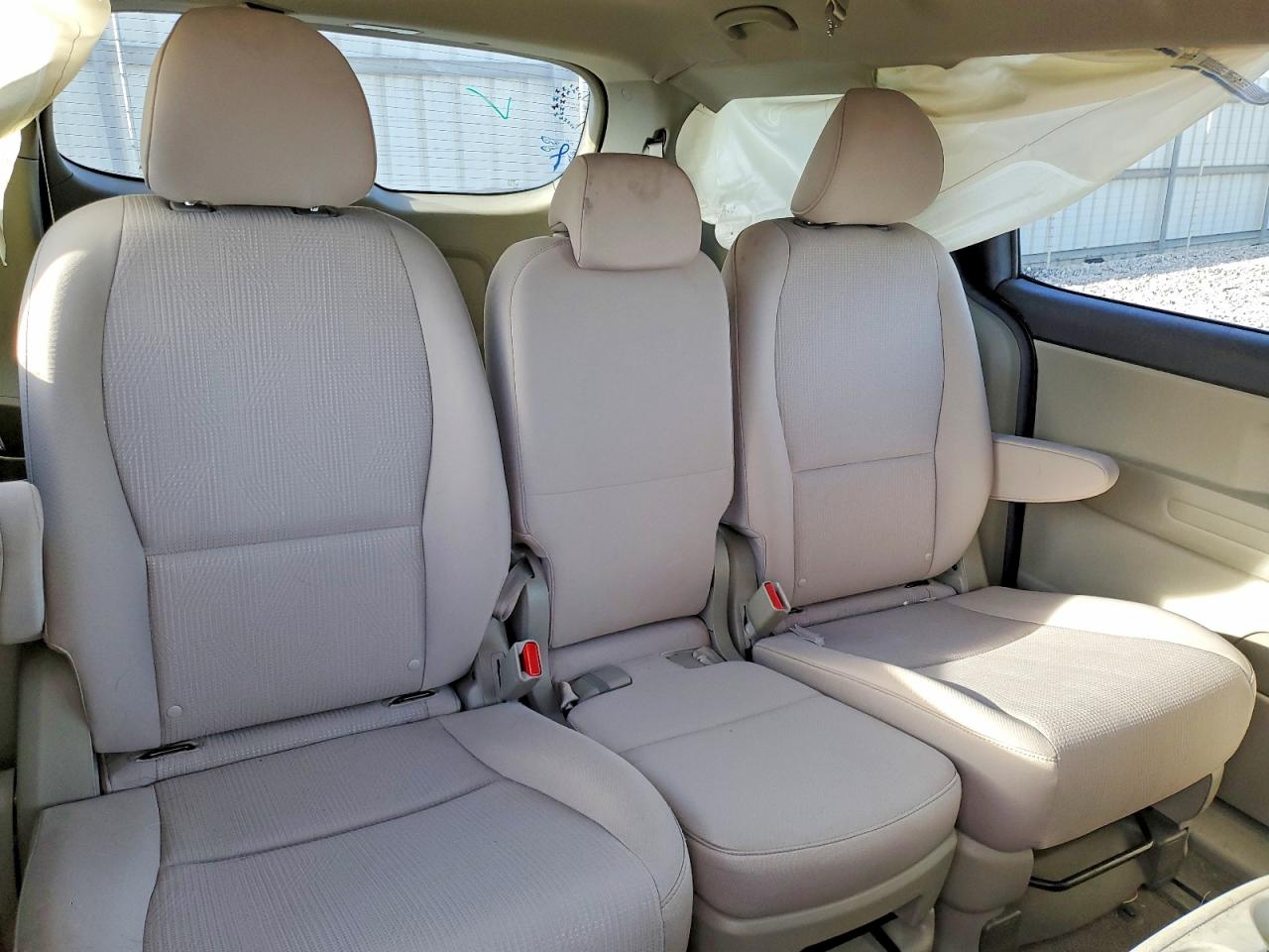 2021 KIA SEDONA LX photo 11