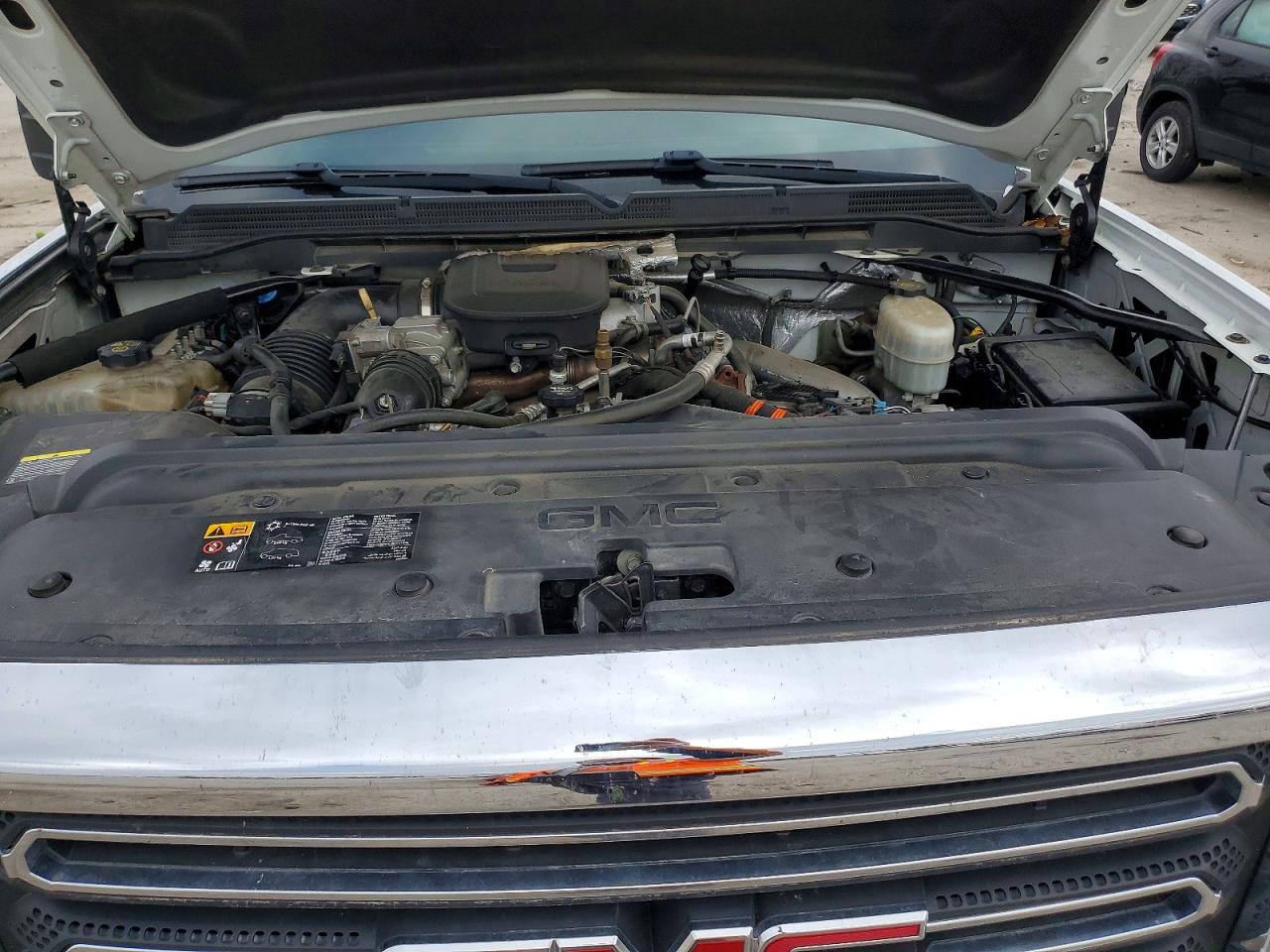 2015 GMC SIERRA K3500 SLT photo 11