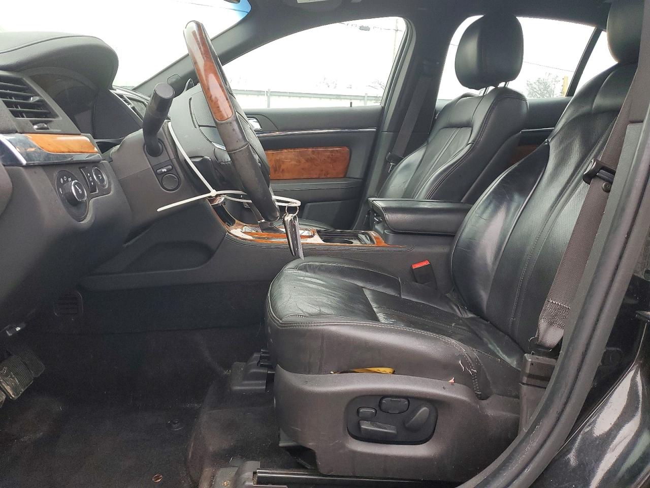 2014 LINCOLN MKS photo 7