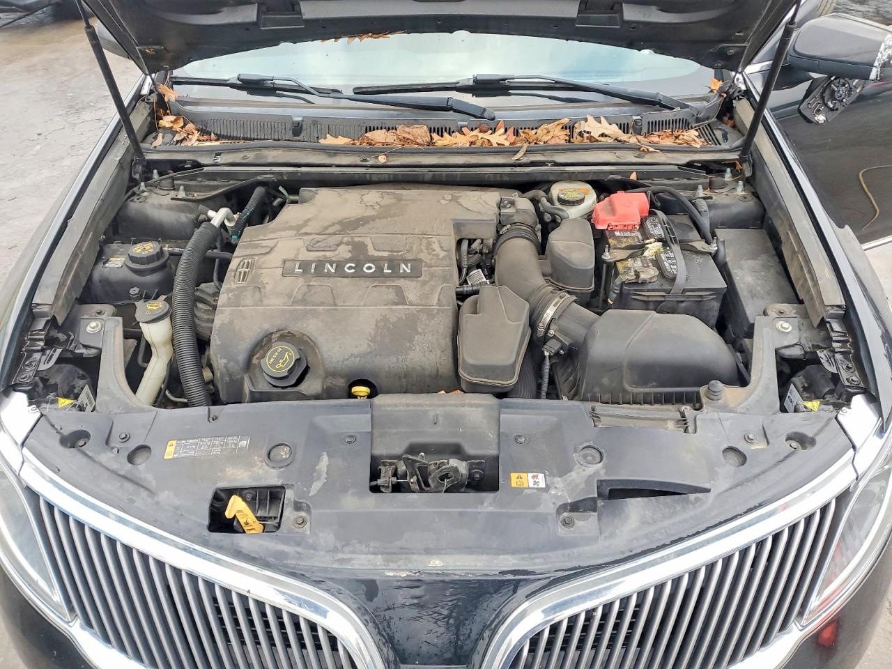 2014 LINCOLN MKS photo 11