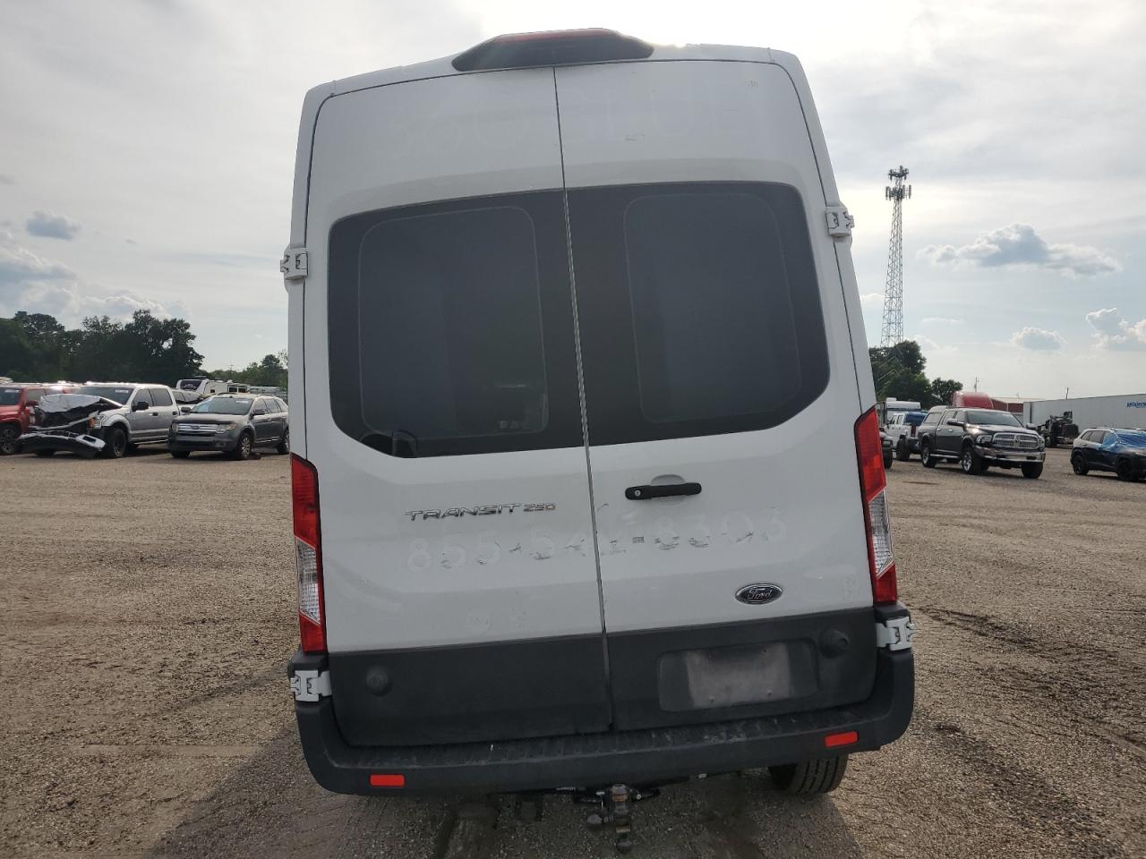 2020 FORD TRANSIT T-250 photo 11