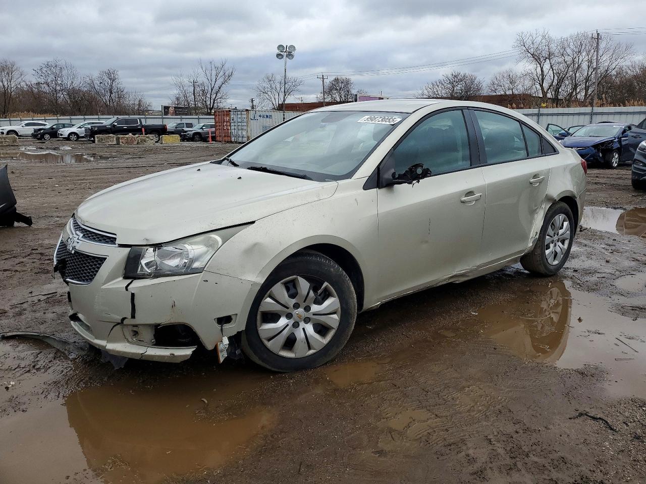 2013 CHEVROLET CRUZE