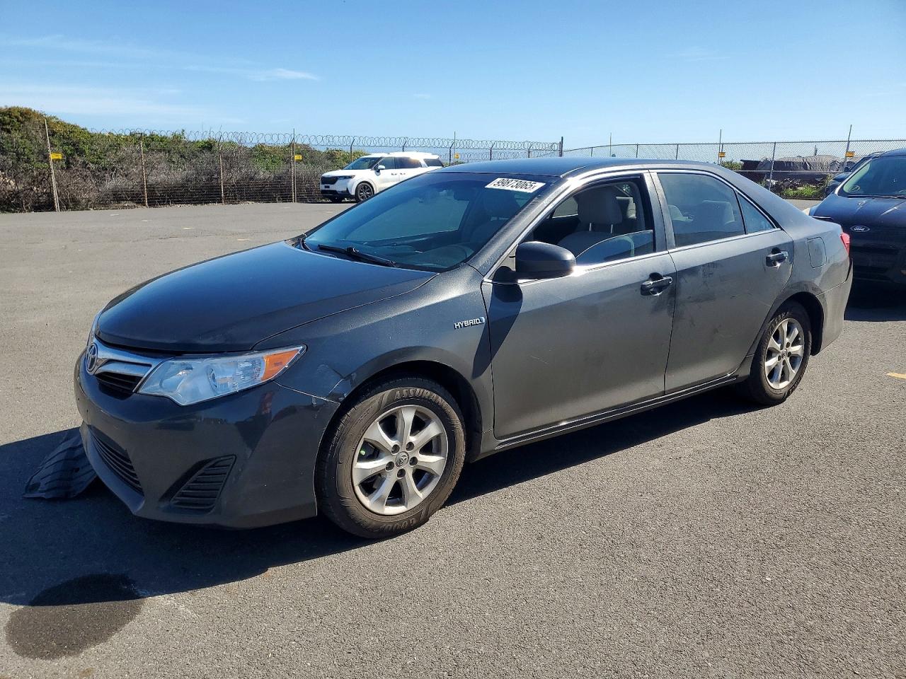 2013 TOYOTA CAMRY