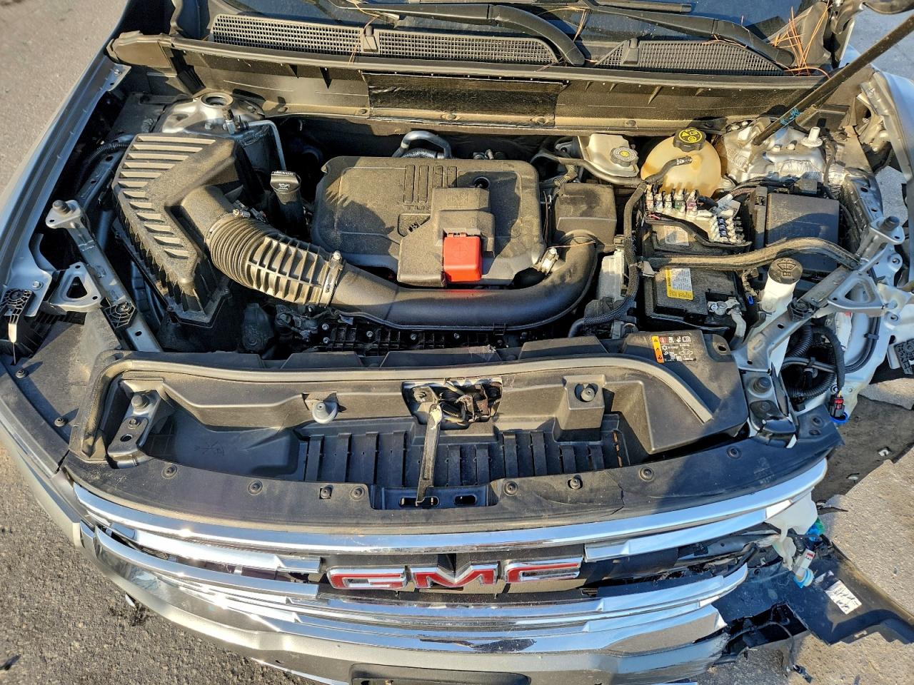 2023 GMC ACADIA SLT photo 12