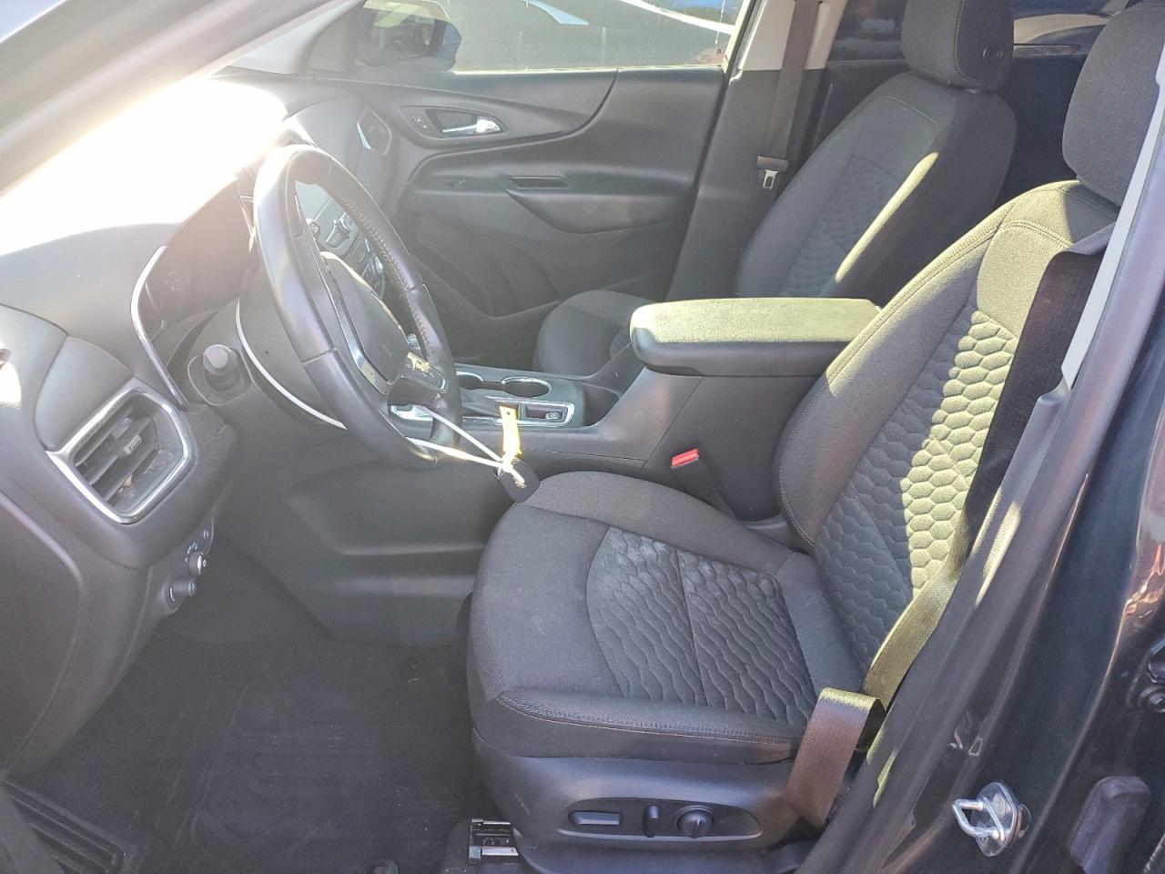 2020 CHEVROLET EQUINOX LT photo 7