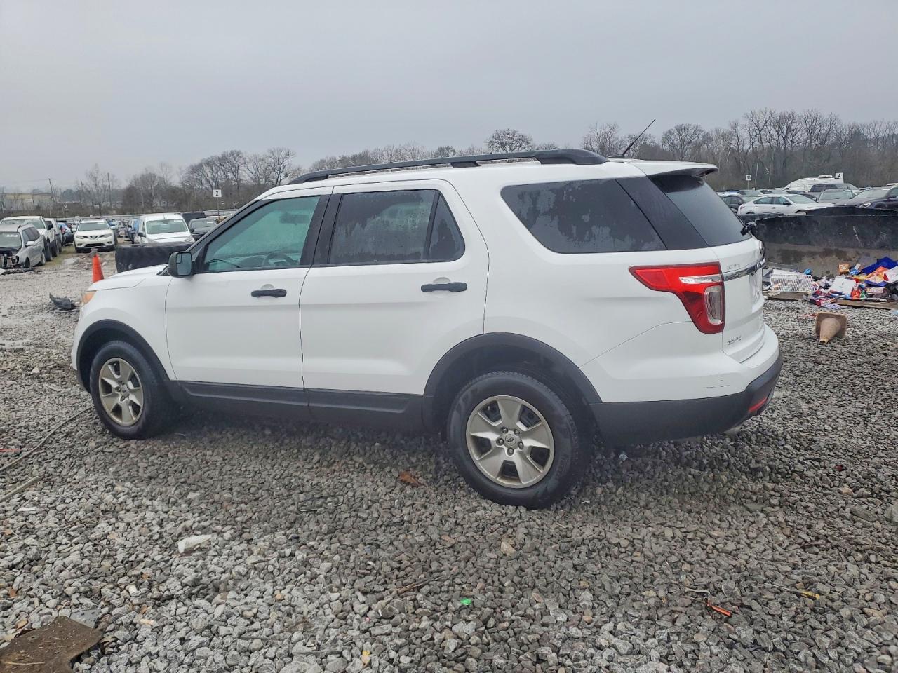 2013 FORD EXPLORER photo 2
