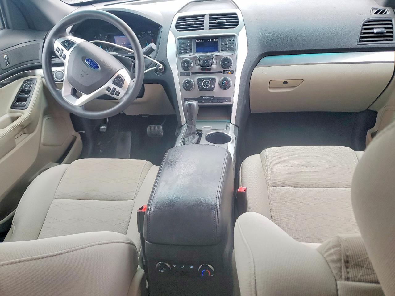 2013 FORD EXPLORER photo 8