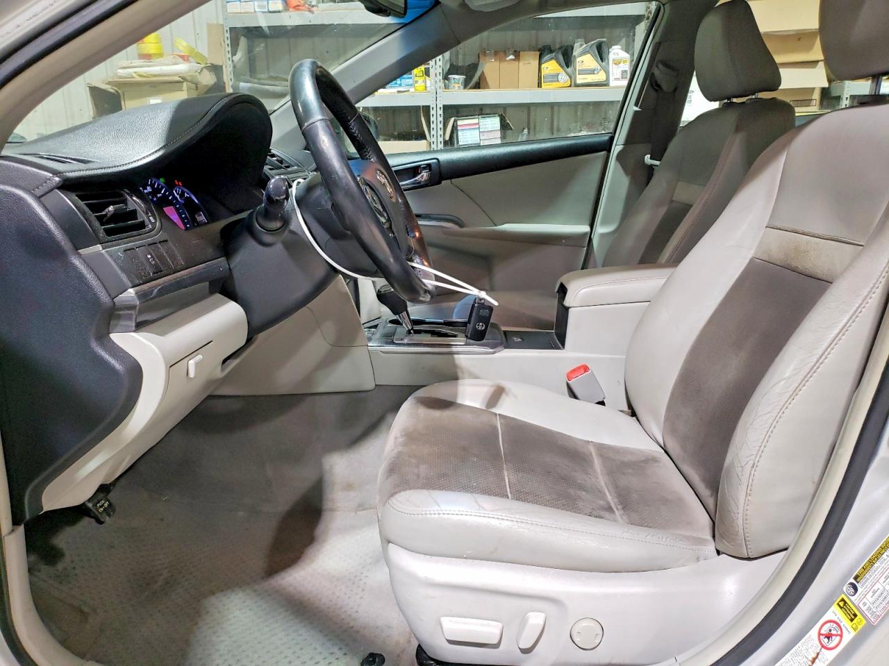 2012 TOYOTA CAMRY HYBRID photo 7