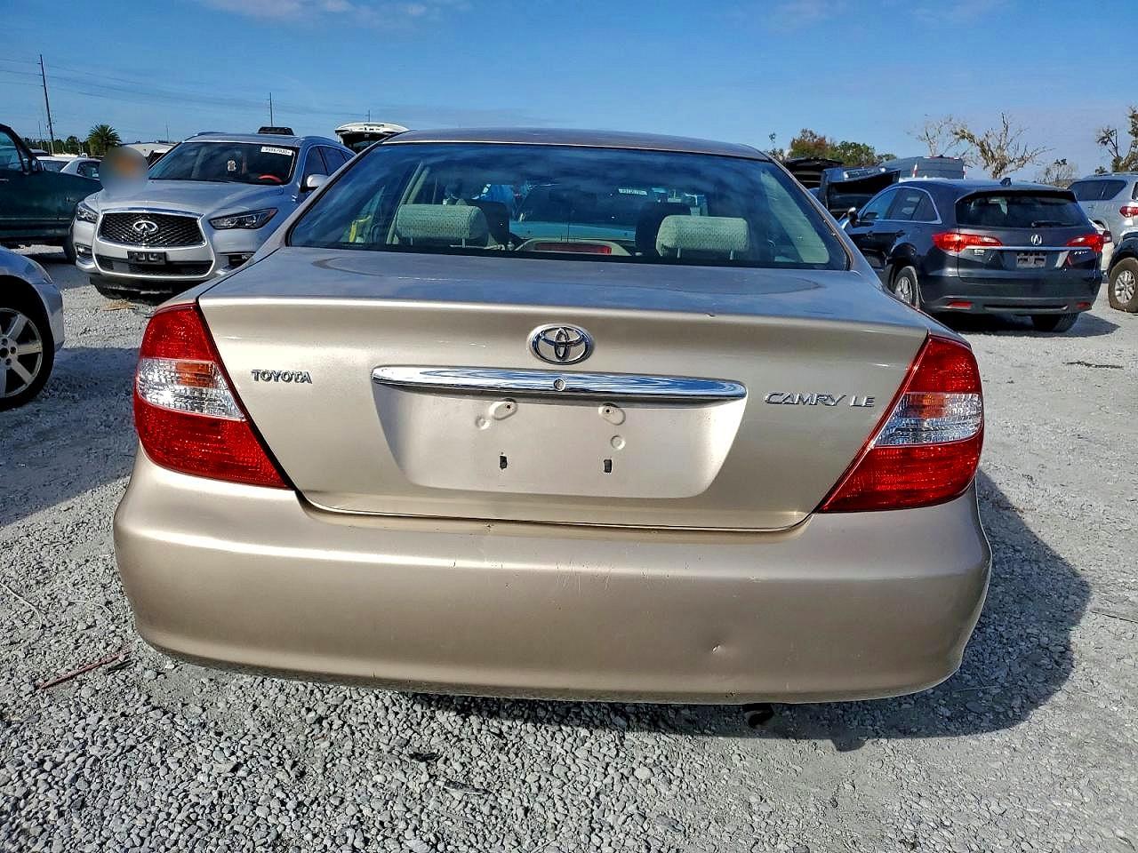 2002 TOYOTA CAMRY LE photo 6