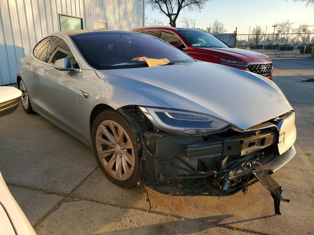 2018 TESLA MODEL S photo 10