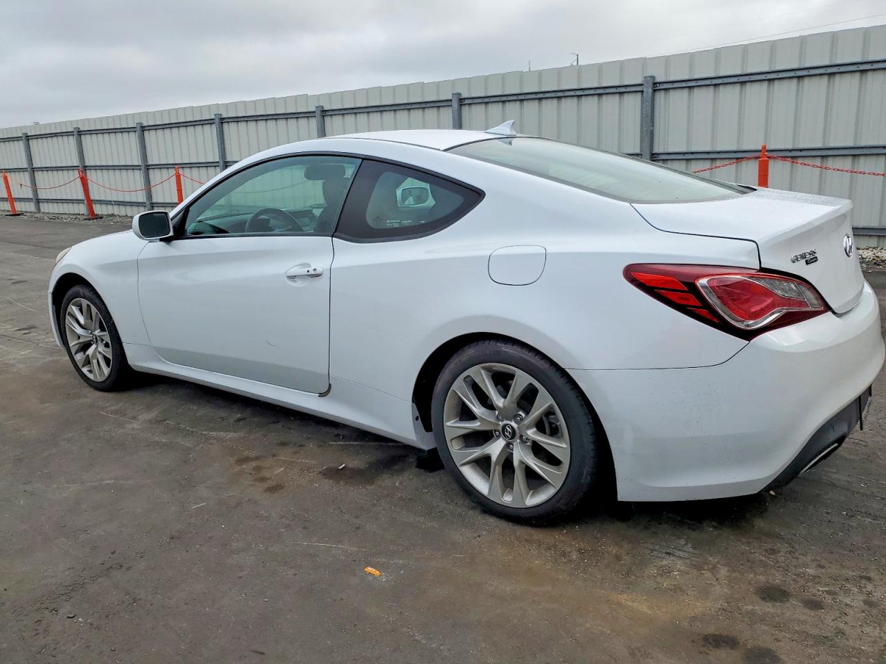 2014 HYUNDAI GENESIS COUPE 2.0T photo 2
