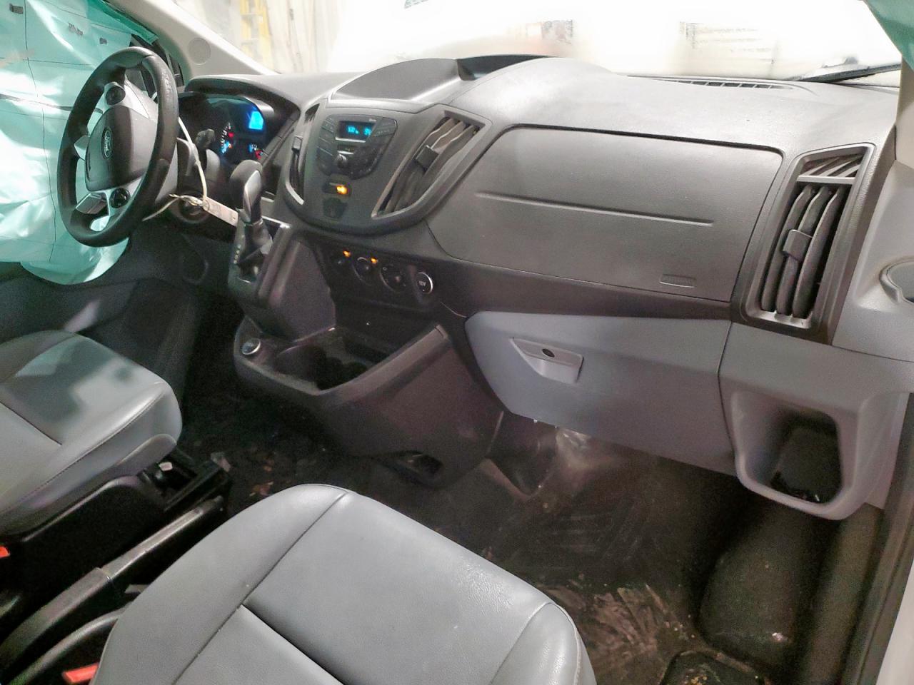 2018 FORD TRANSIT T-150 photo 8