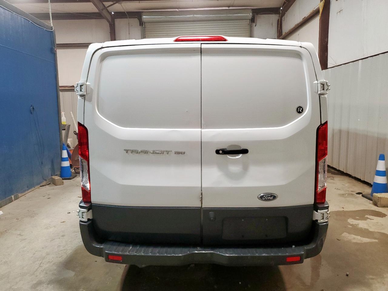 2018 FORD TRANSIT T-150 photo 6