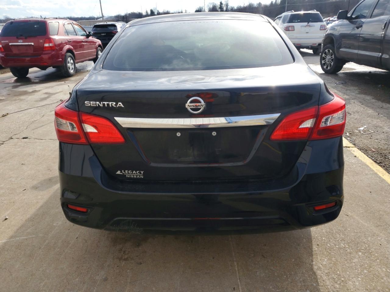 2019 NISSAN SENTRA S photo 6