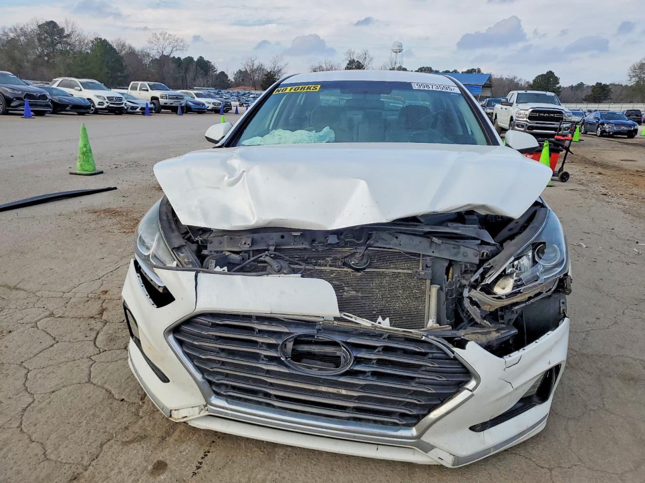 2018 HYUNDAI SONATA SE photo 5