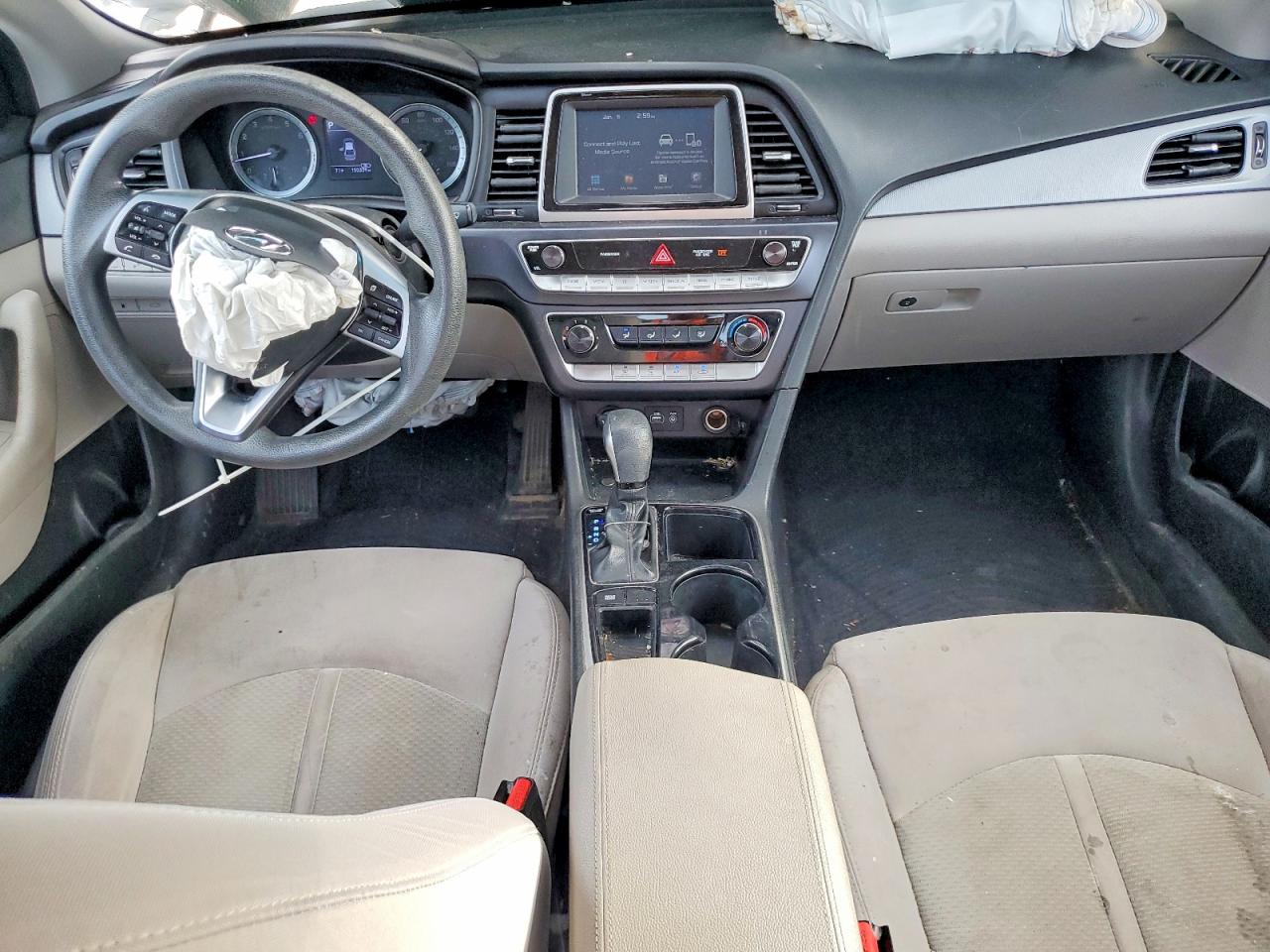 2018 HYUNDAI SONATA SE photo 8