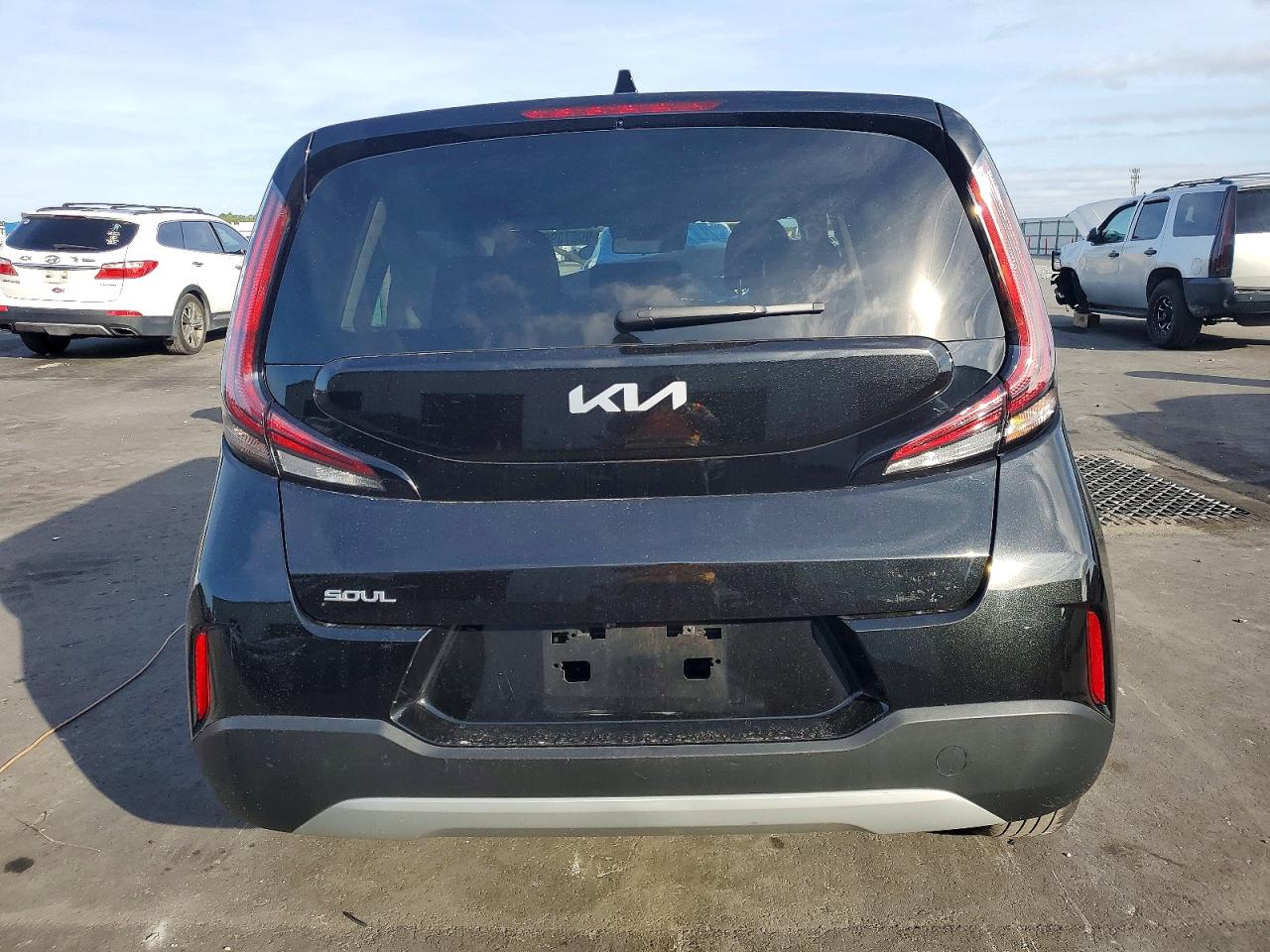 2025 KIA SOUL LX photo 6