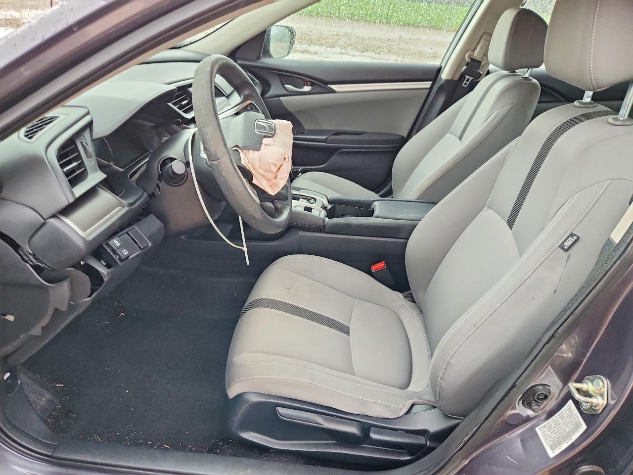 2017 HONDA CIVIC LX photo 13