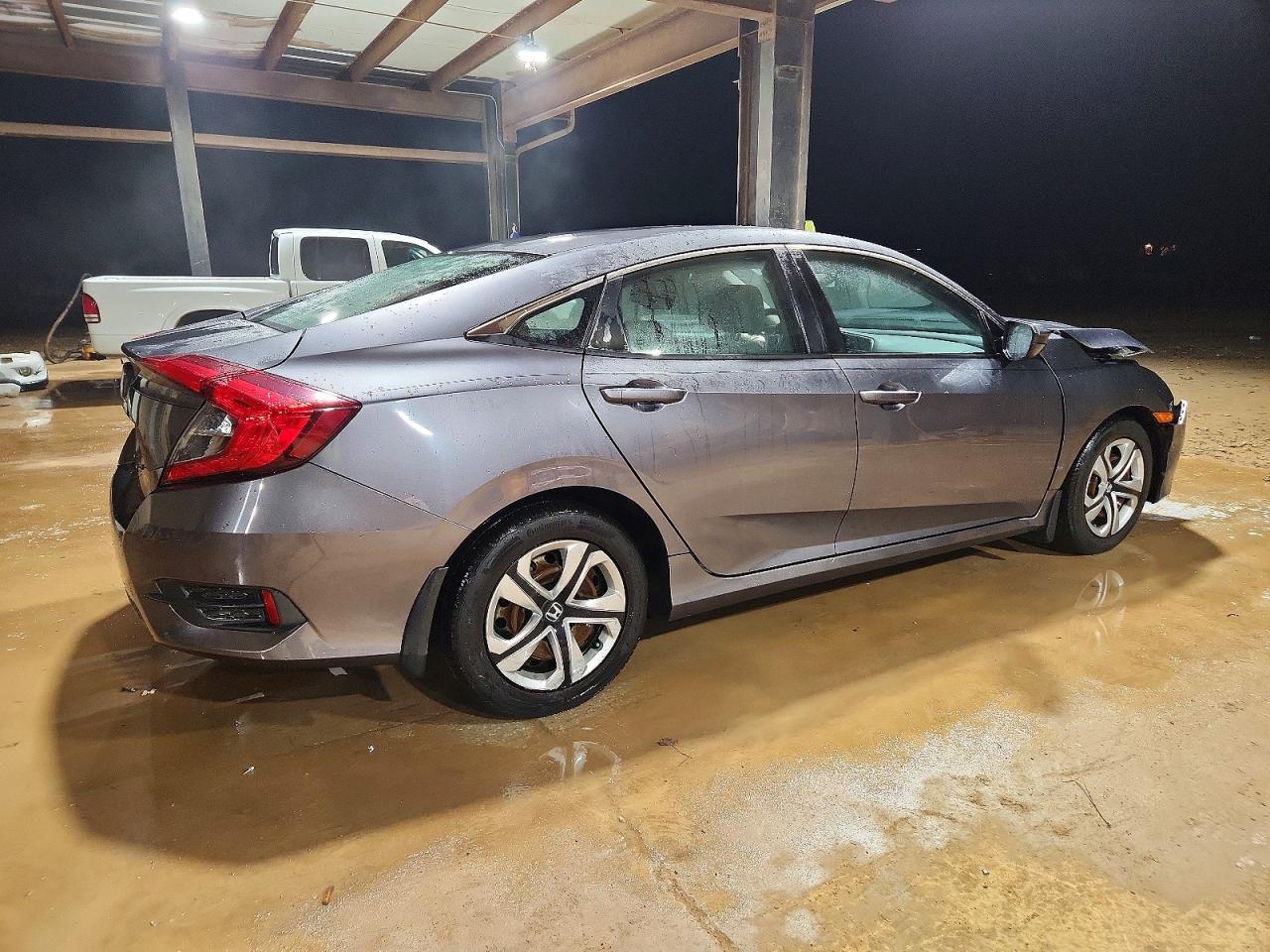 2017 HONDA CIVIC LX photo 5