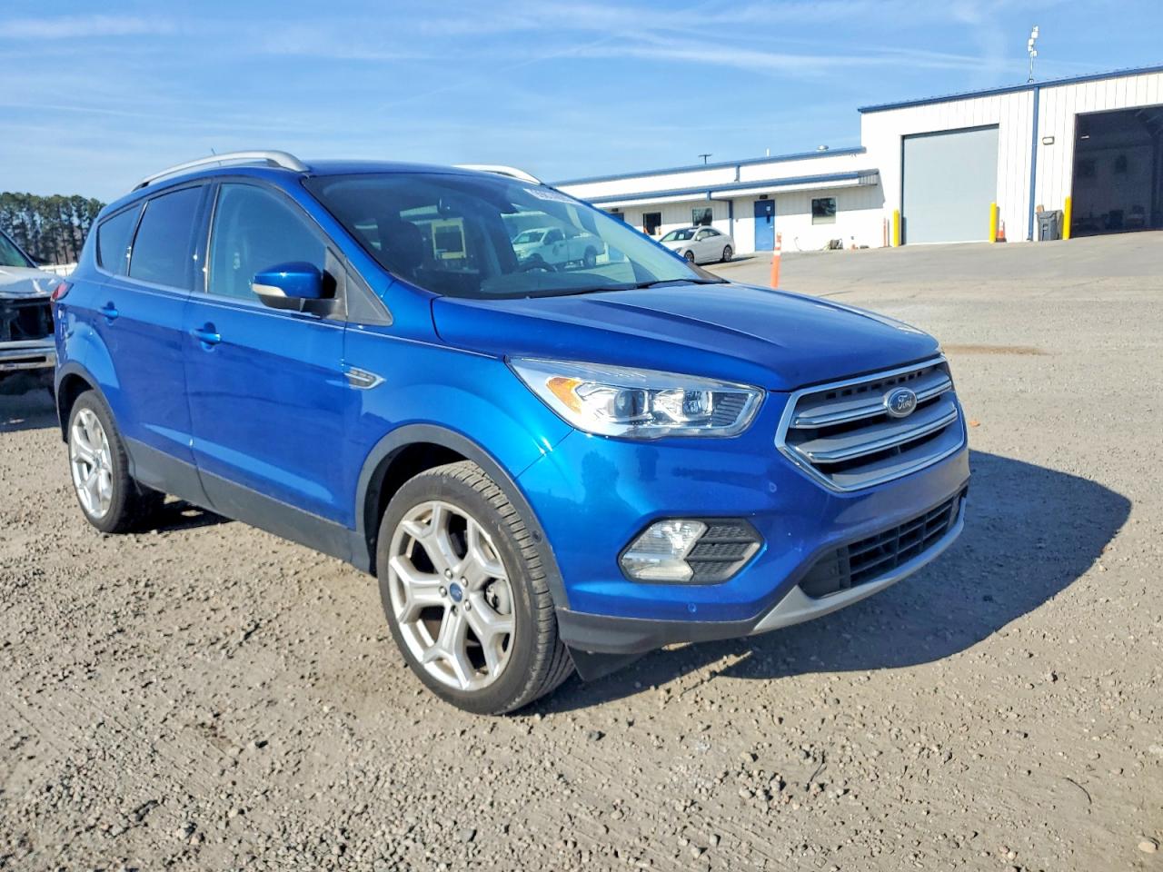 2019 FORD ESCAPE TITANIUM photo 4