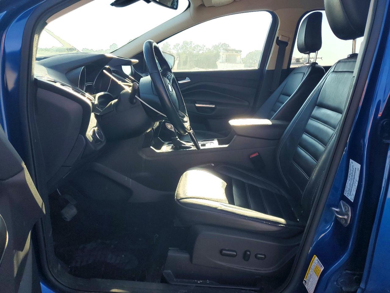 2019 FORD ESCAPE TITANIUM photo 7