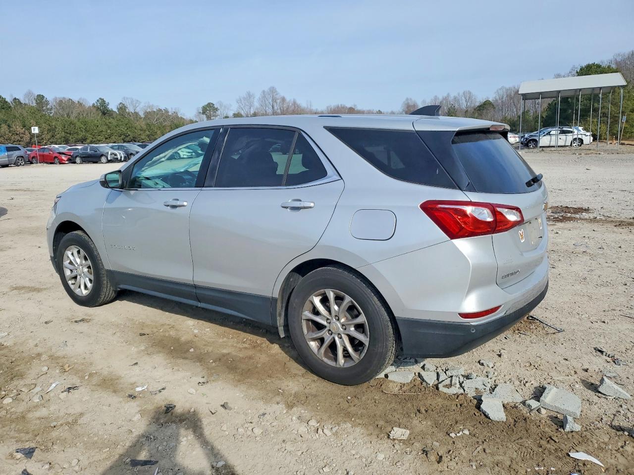 2019 CHEVROLET EQUINOX LT photo 3