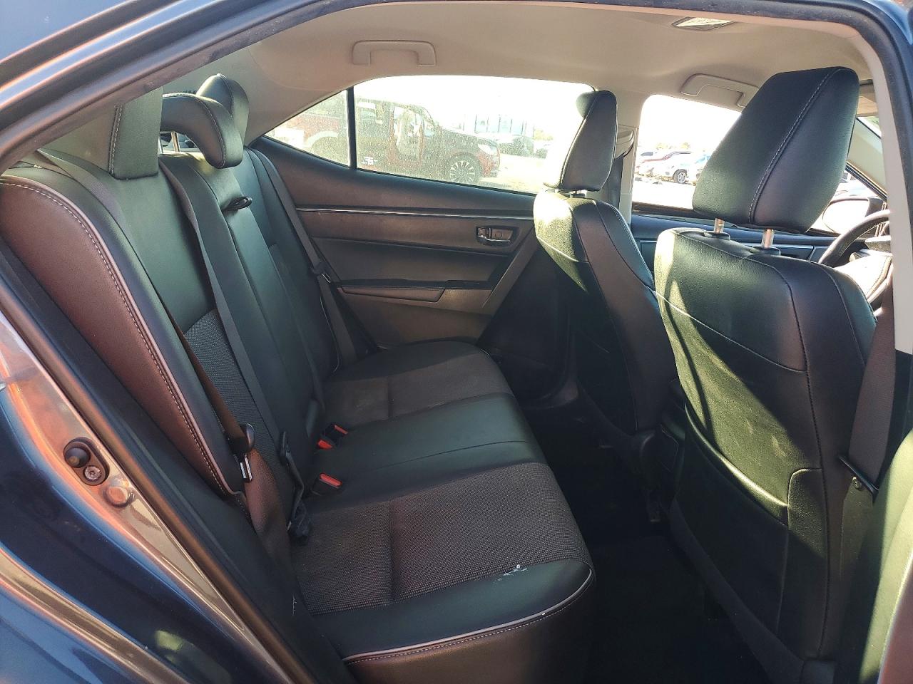 2016 TOYOTA COROLLA L photo 10