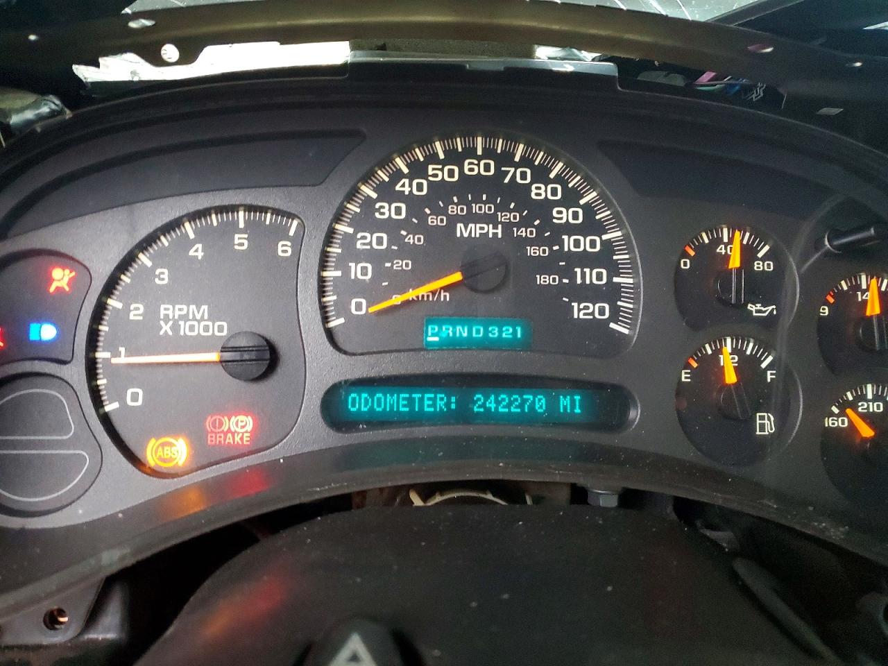 2003 CHEVROLET SUBURBAN C1500 photo 9