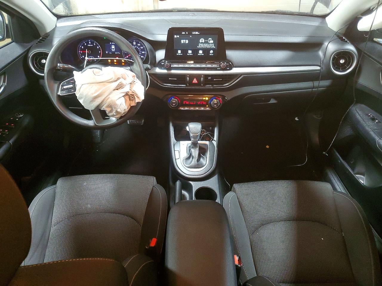 2019 KIA FORTE FE photo 8